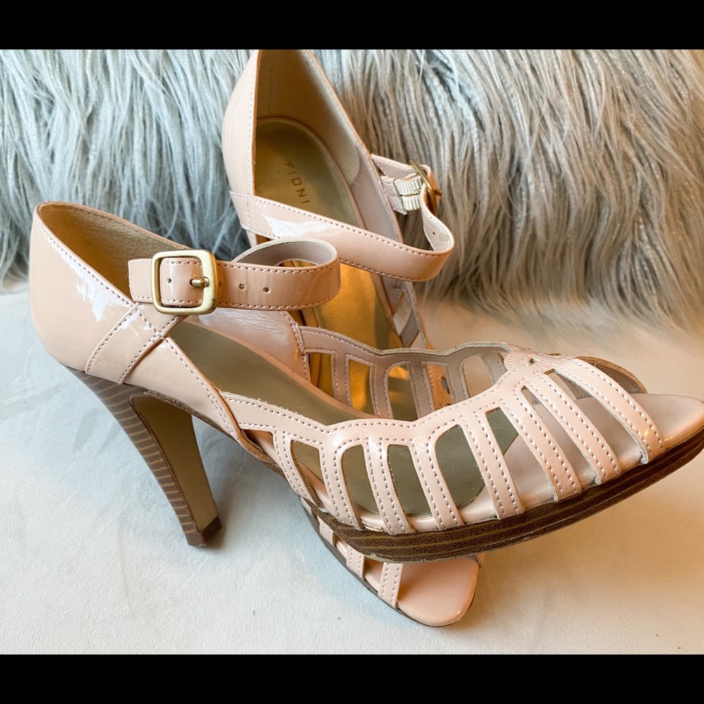 Pale Pink Open Toe Heels - Picture 5 of 6